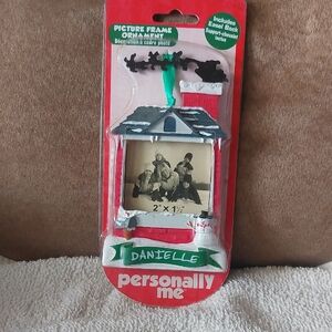 🎄 Danielle Christmas Picture Frame Ornament